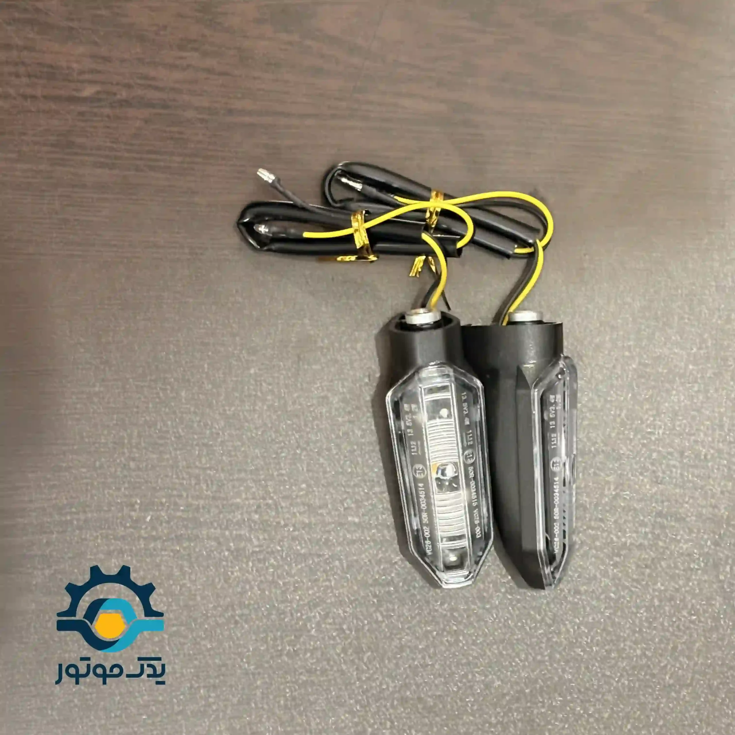 راهنما موتور سیکلت کلیک 150 (جفتی) راهنما موتور سیکلت کلیک 150 (جفتی)